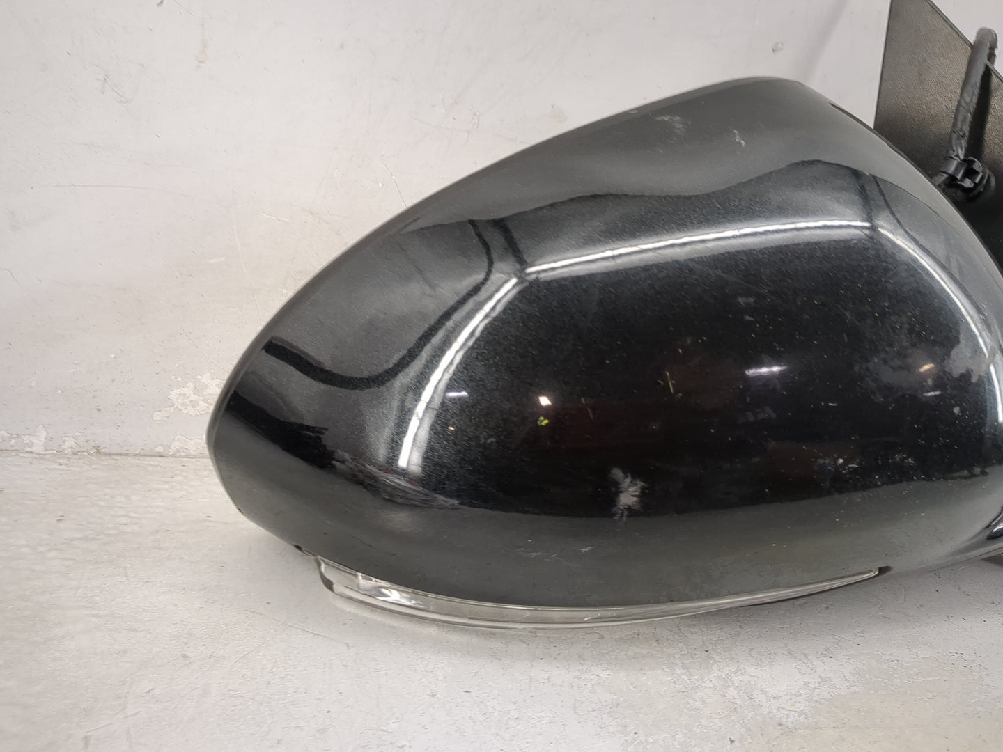 2008-2017 Buick Enclave Passenger Side View Mirror - Right Door Mirror OEM Used - Oemusedautoparts1.com
