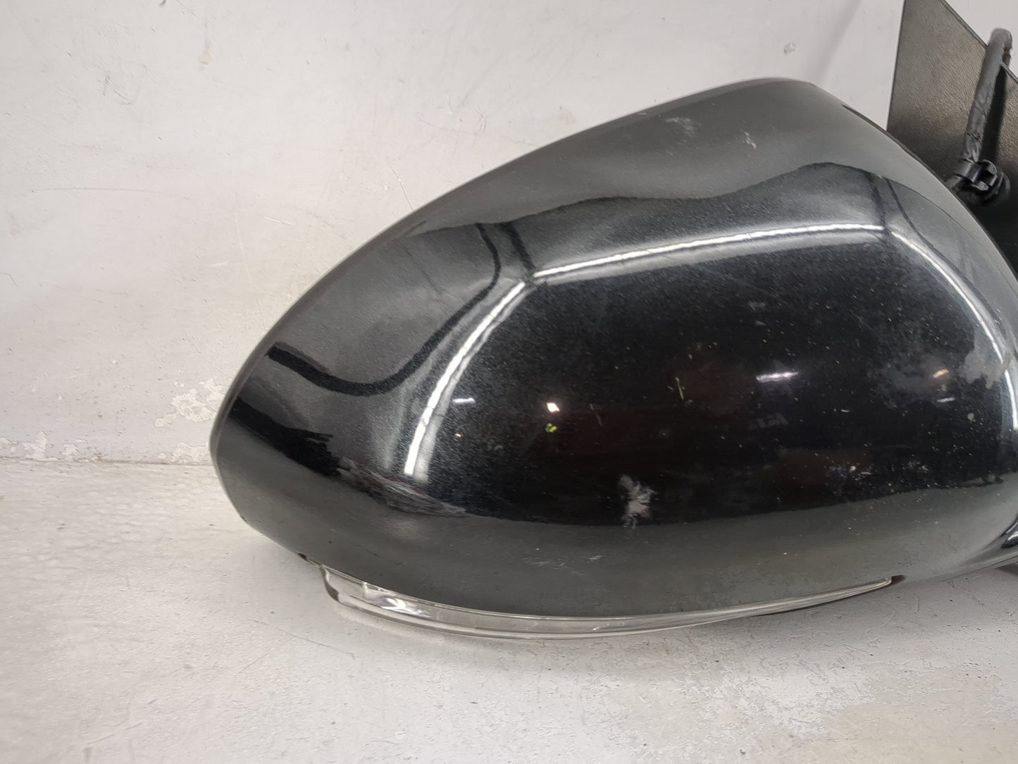 2008-2017 Buick Enclave Passenger Side View Mirror - Right Door Mirror OEM Used - Oemusedautoparts1.com