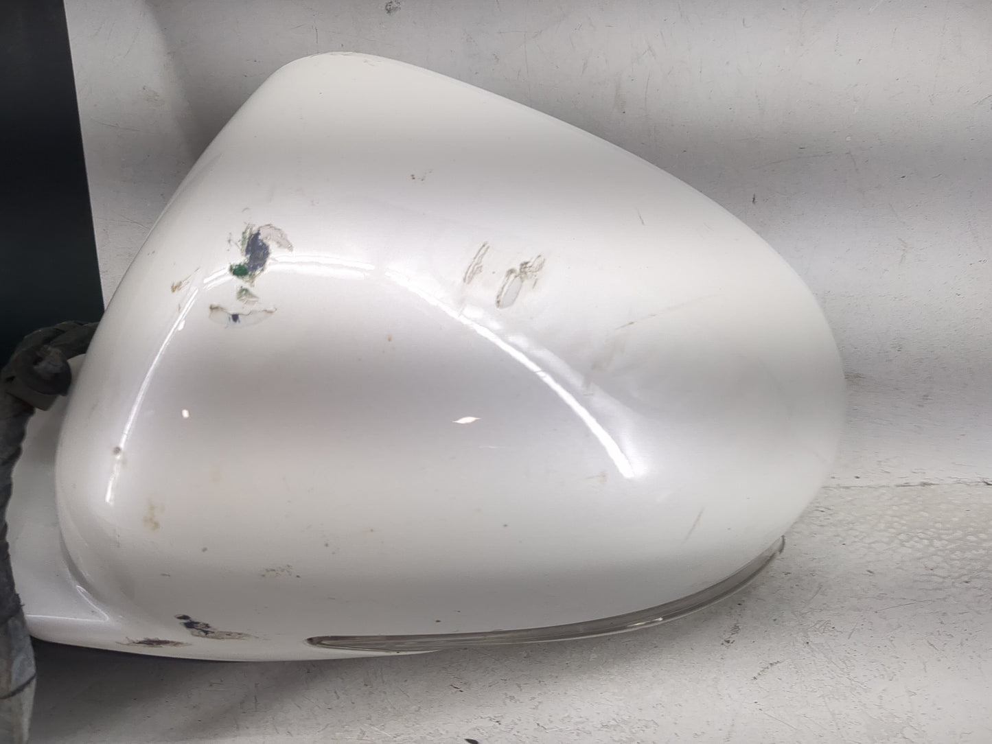 2013-2017 Buick Enclave Driver Side View Mirror - Left Door Mirror OEM Used - Oemusedautoparts1.com