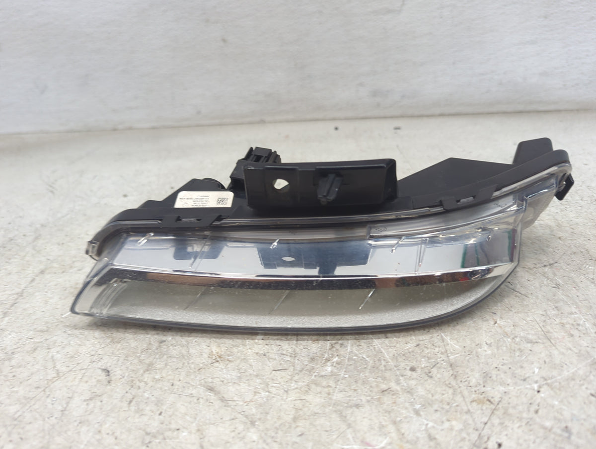 2013-2017 Buick Enclave Passenger Right Oem Front Light Lamp Black - Oemusedautoparts1.com