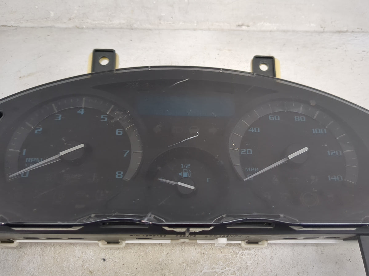 2014-2017 Buick Enclave Instrument Cluster Speedometer Gauges P/N:1370166 Miles: Fits Fits 2014 2015 2016 2017 OEM Used Auto
