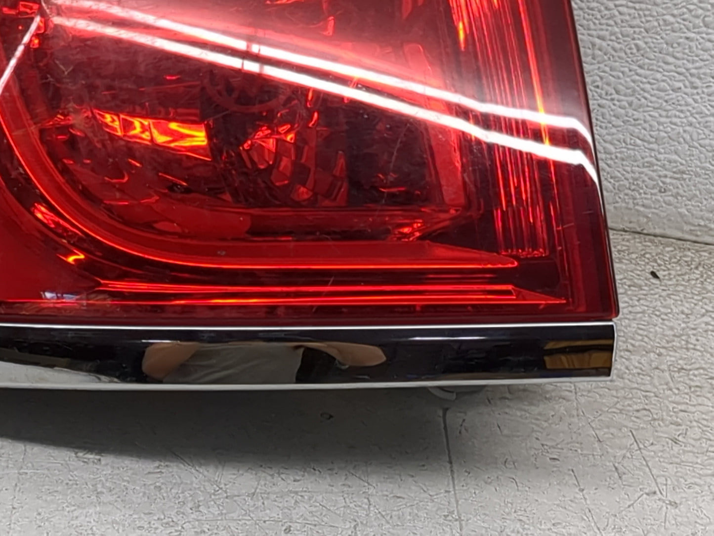 2013-2017 Buick Enclave Tail Light Assembly Driver Left OEM P/N:23507295 Fits Fits 2013 2014 2015 2016 2017 OEM Used Auto Pa