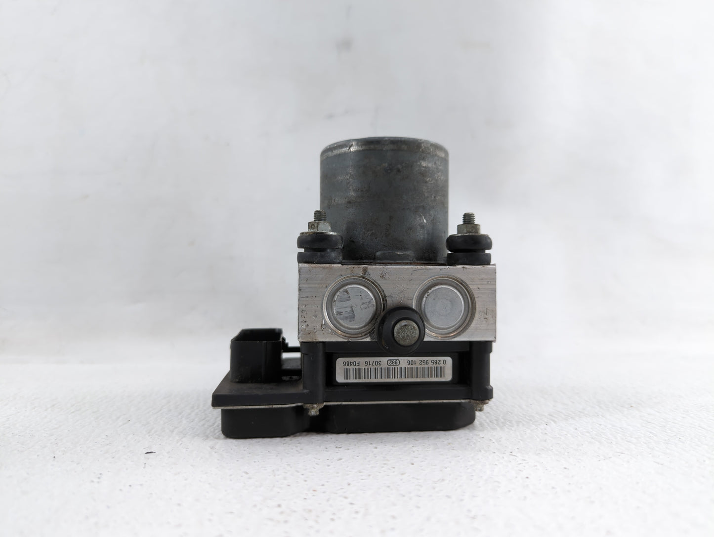 2012-2017 Buick Enclave ABS Pump Control Module Replacement P/N:0 265 951 207 22833248 Fits Fits 2012 2013 2014 2015 2016 20