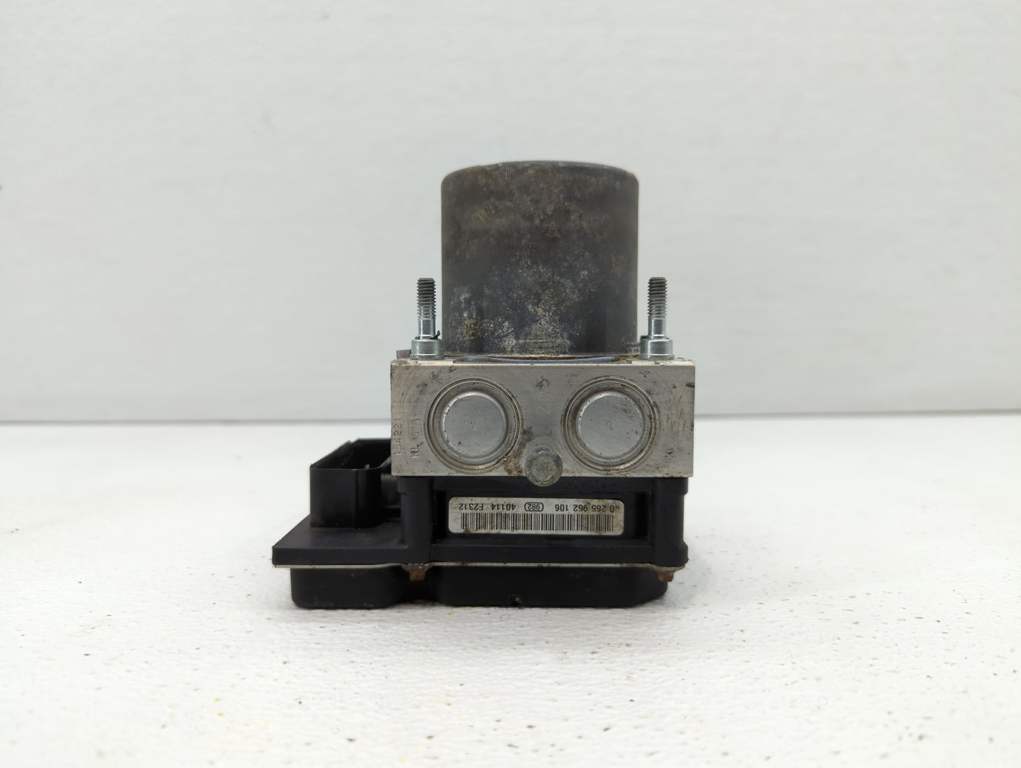 2012-2017 Buick Enclave ABS Pump Control Module Replacement P/N:22912779 23407415 Fits Fits 2012 2013 2014 2015 2016 2017 OE