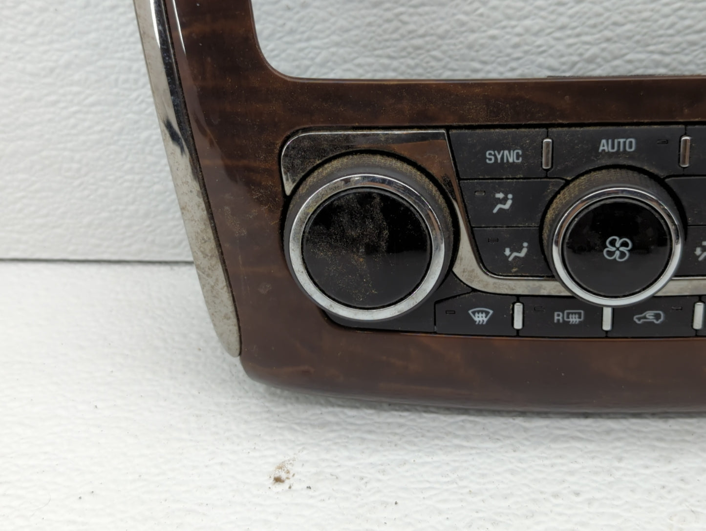 2013-2017 Buick Enclave Climate Control Module Temperature AC/Heater Replacement P/N:23158335 23251328 Fits OEM Used Auto Pa