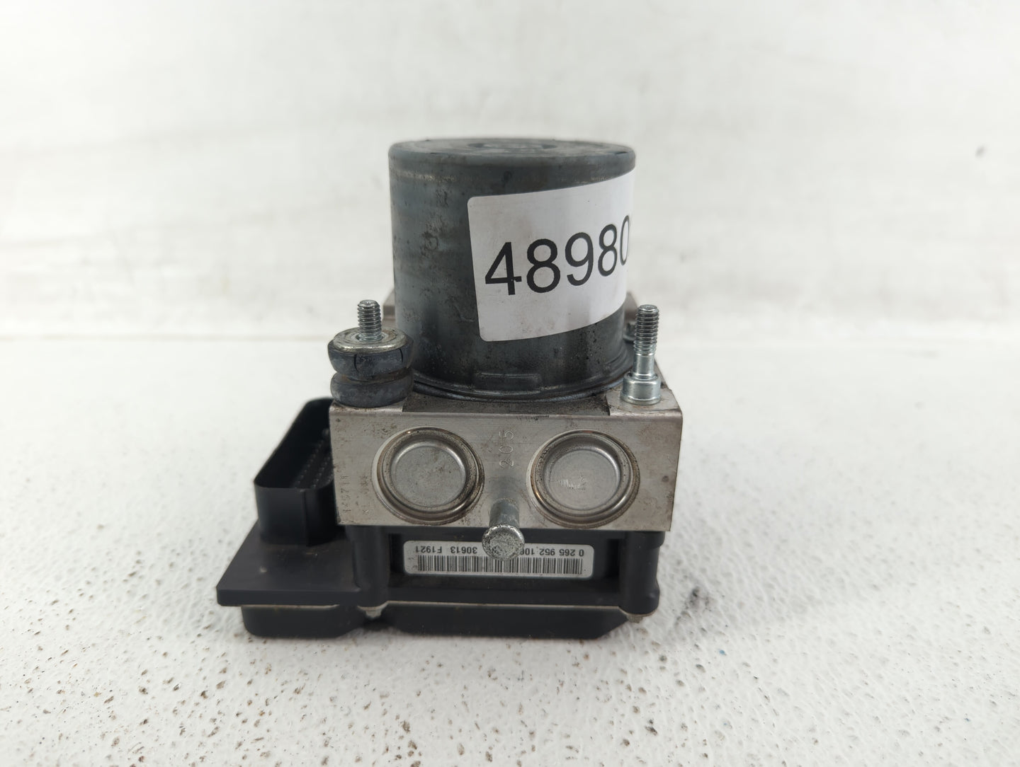 2012-2017 Buick Enclave ABS Pump Control Module Replacement P/N:22822156 23276843 Fits Fits 2012 2013 2014 2015 2016 2017 OE