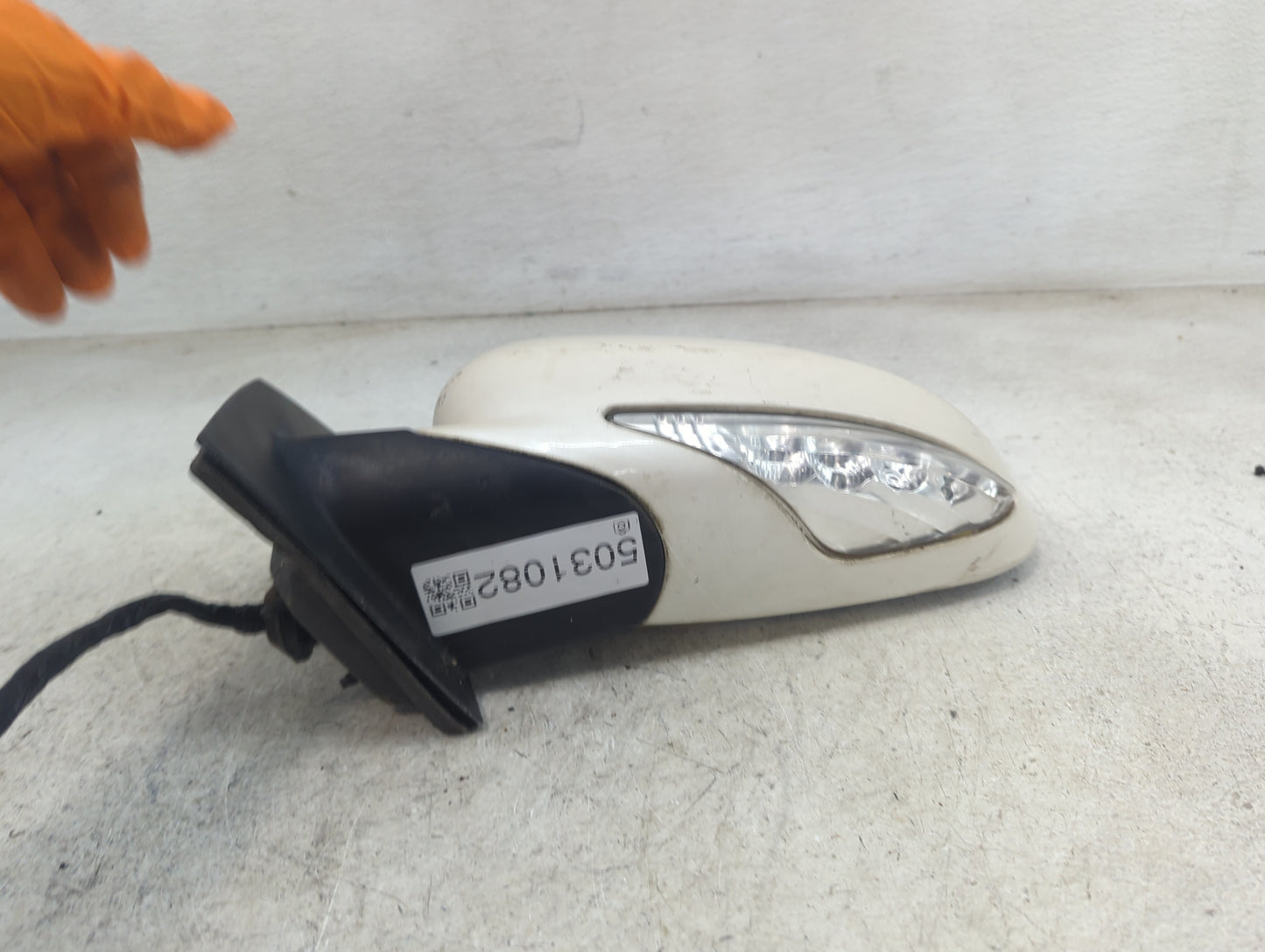 2013-2017 Buick Enclave Driver Side View Mirror - Left Door Mirror OEM Used - Oemusedautoparts1.com