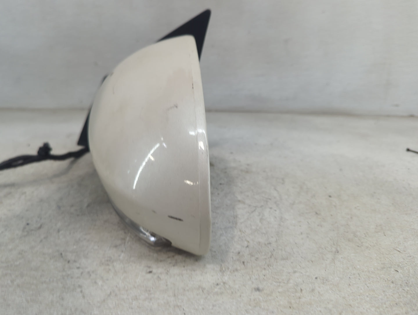 2013-2017 Buick Enclave Driver Side View Mirror - Left Door Mirror OEM Used - Oemusedautoparts1.com