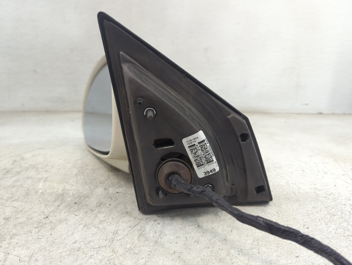 2013-2017 Buick Enclave Driver Side View Mirror - Left Door Mirror OEM Used - Oemusedautoparts1.com