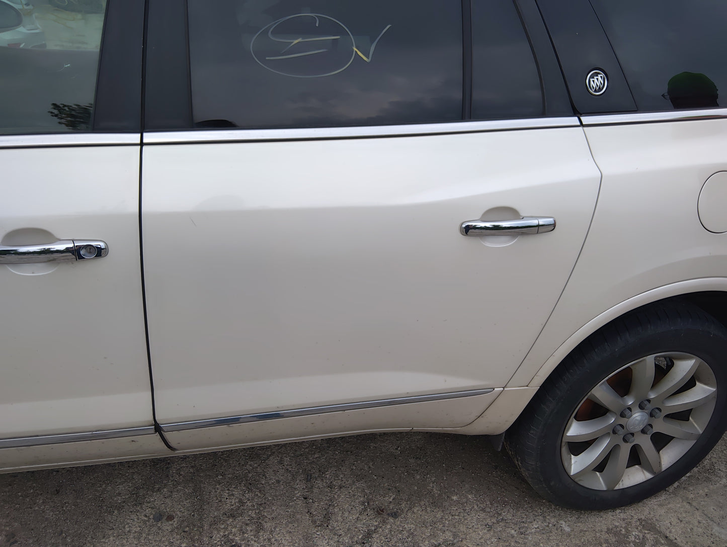 2008-2017 Buick Enclave Driver Rear Door Oem 5041760 - Oemusedautoparts1.com