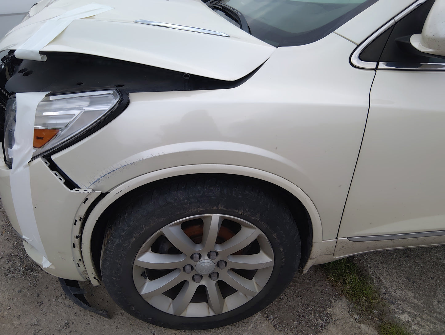 2013-2017 Buick Enclave Driver Fender 5041764 - Oemusedautoparts1.com