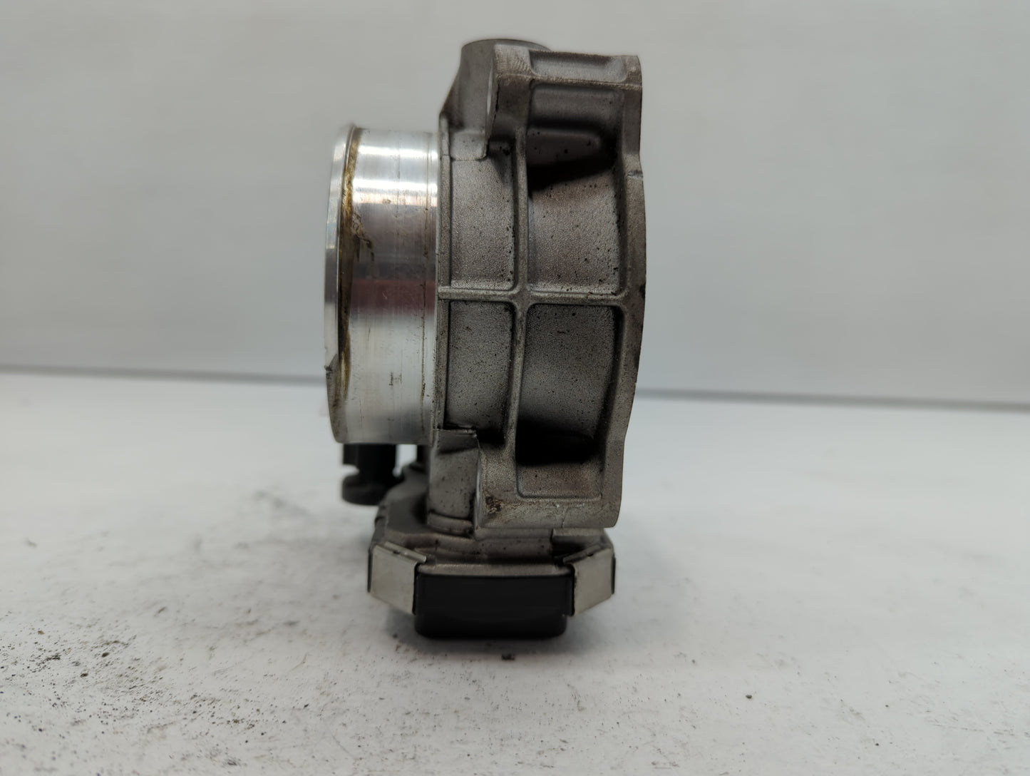 2012-2020 Buick Enclave Throttle Body P/N:12632172BA Fits Fits 2012 2013 2014 2015 2016 2017 2018 2019 2020 2021 2022 OEM Us
