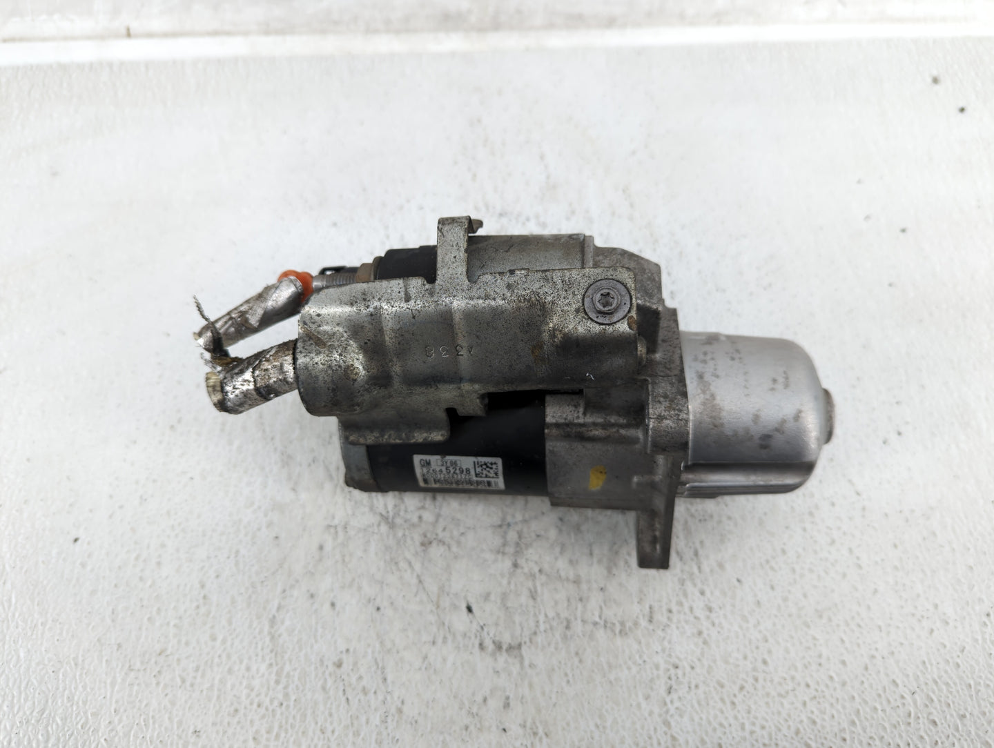 2008-2017 Buick Enclave Car Starter Motor Solenoid OEM P/N:M000T23871ZC 12645298 Fits OEM Used Auto Parts - Oemusedautoparts