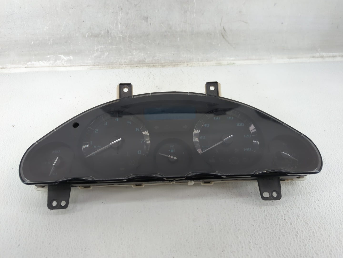 2014-2017 Buick Enclave Instrument Cluster Speedometer Gauges P/N:23172987 Fits Fits 2014 2015 2016 2017 OEM Used Auto Parts