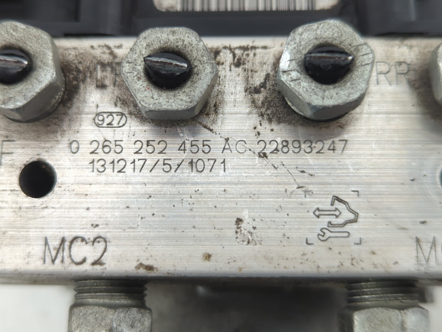 2012-2017 Buick Enclave ABS Pump Control Module Replacement P/N:0 265 252 455AC Fits Fits 2012 2013 2014 2015 2016 2017 OEM 