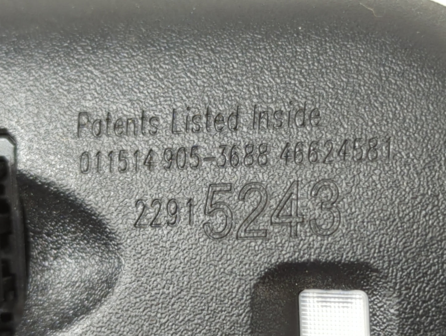 2009-2017 Buick Enclave Interior Rear View Mirror Replacement OEM P/N:22915243 Fits OEM Used Auto Parts - Oemusedautoparts1.