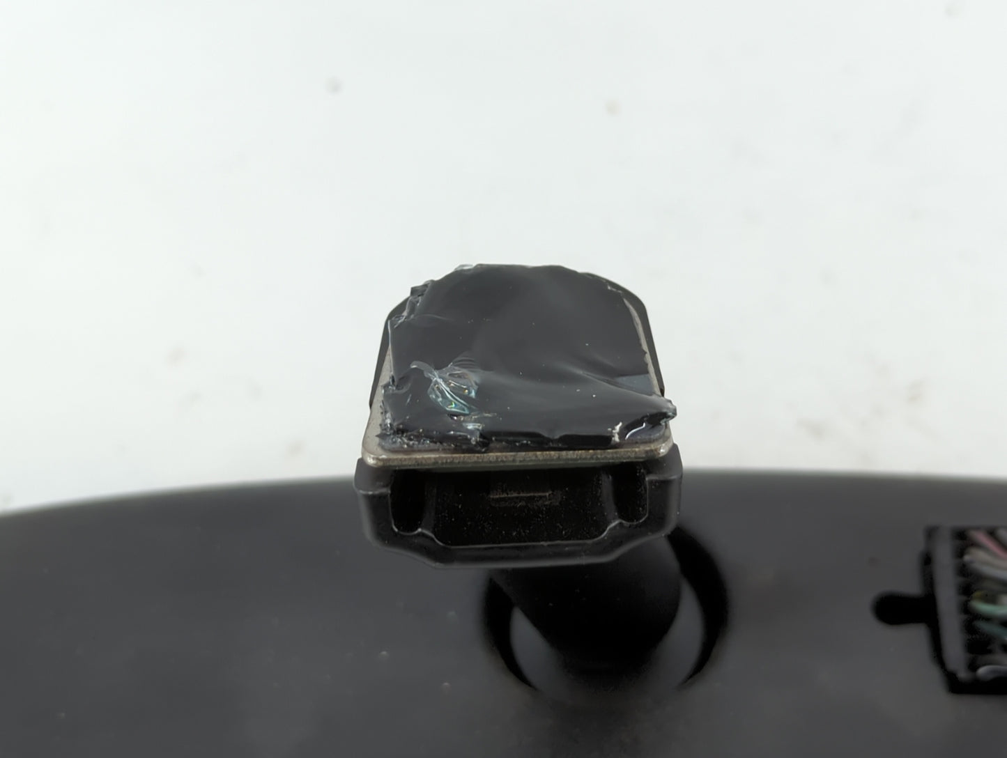 2009-2017 Buick Enclave Interior Rear View Mirror Replacement OEM P/N:22915243 Fits OEM Used Auto Parts - Oemusedautoparts1.