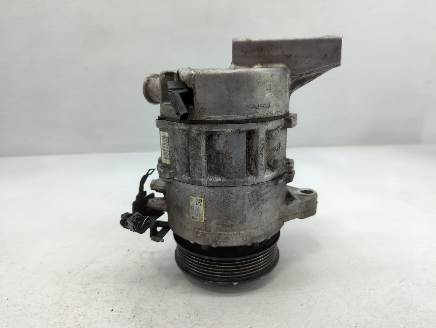 2014 Buick Enclave Alternator Replacement Generator Charging Assembly Engine OEM P/N:03R22812 MC447160-5752, 20965086 Fits O