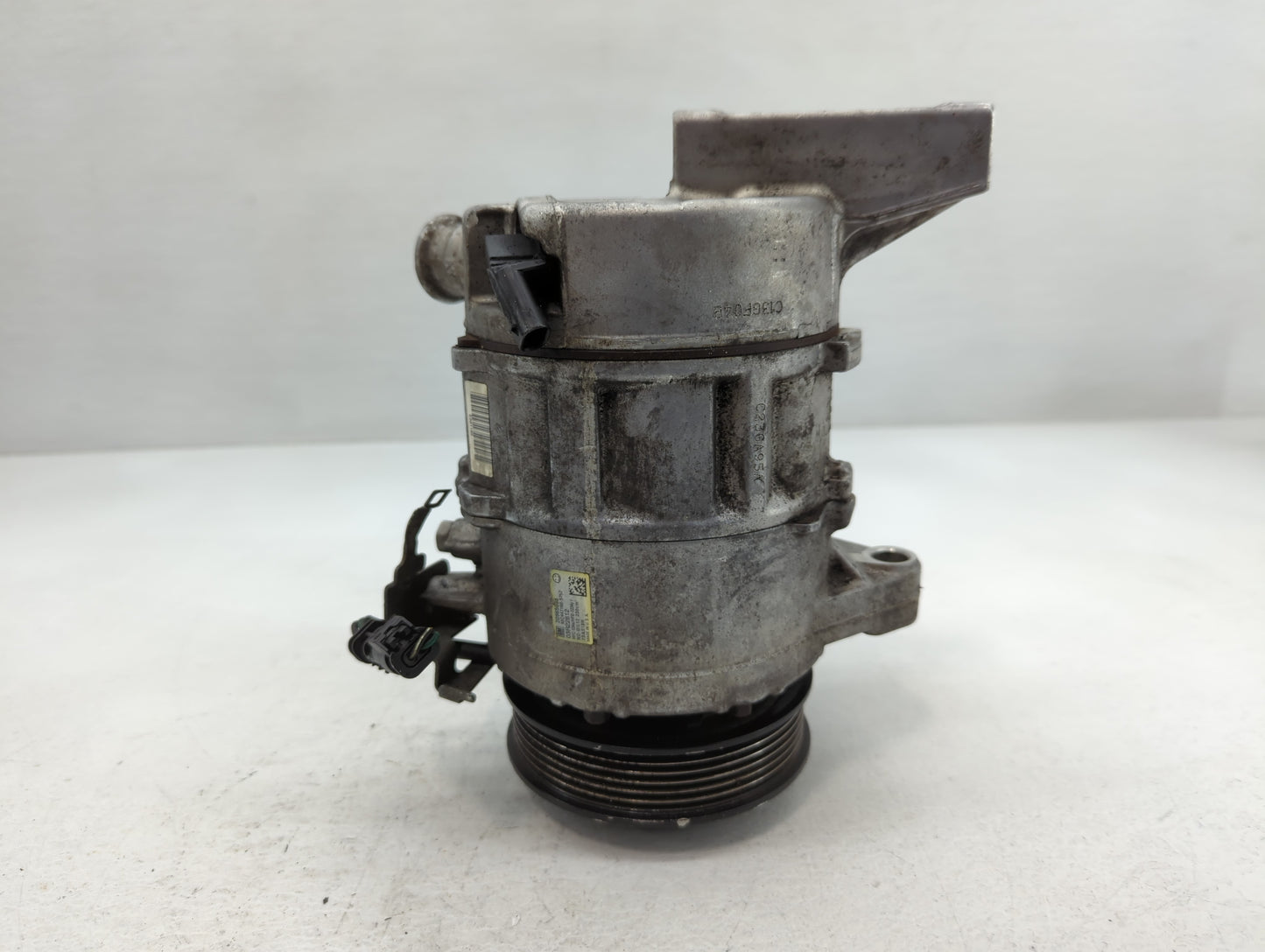 2014 Buick Enclave Alternator Replacement Generator Charging Assembly Engine OEM P/N:03R22812 MC447160-5752, 20965086 Fits O