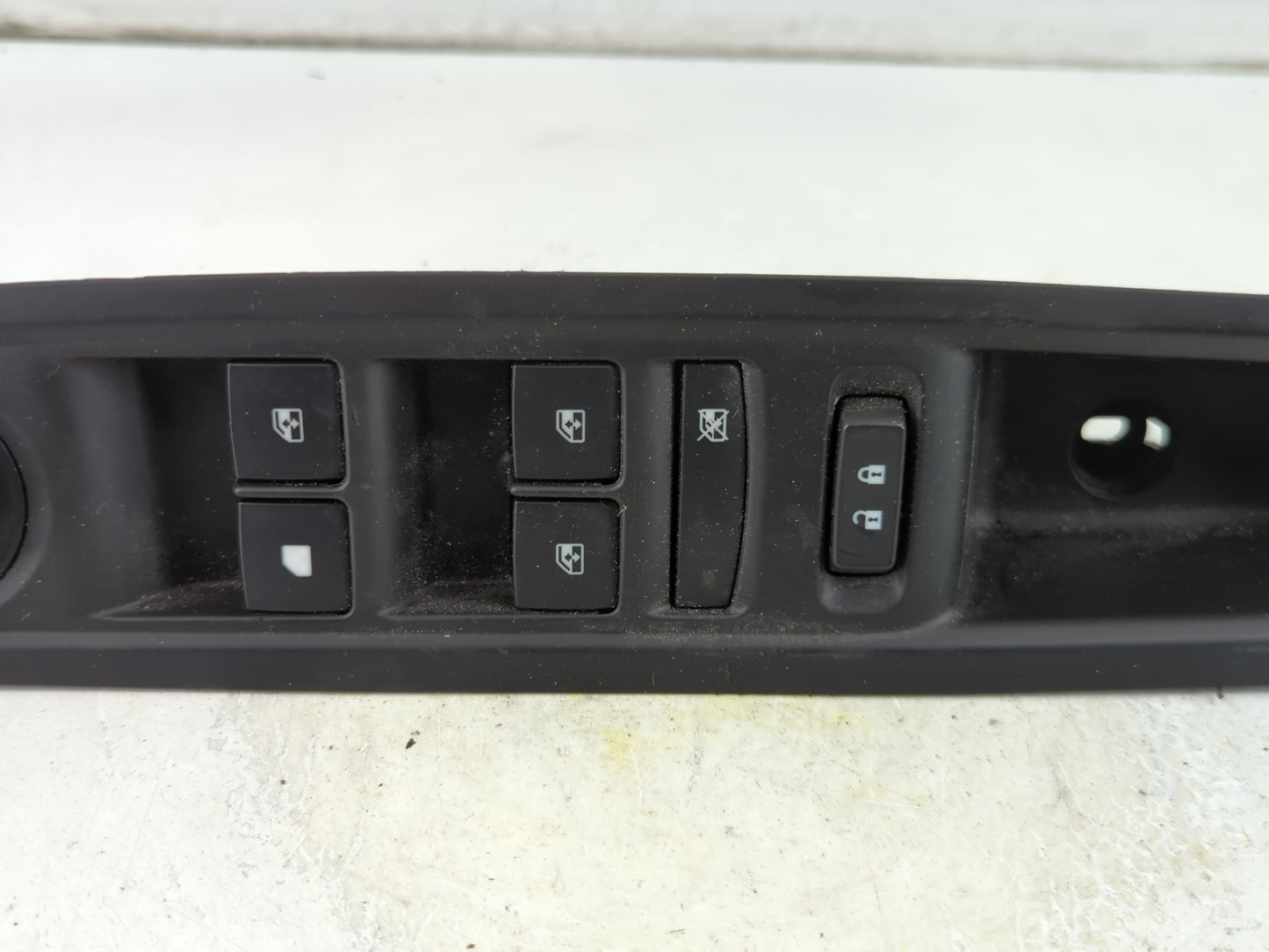 2013-2016 Buick Encore Master Power Window Switch Replacement Driver Side Left P/N:95025518-600R Fits Fits 2013 2014 2015 20
