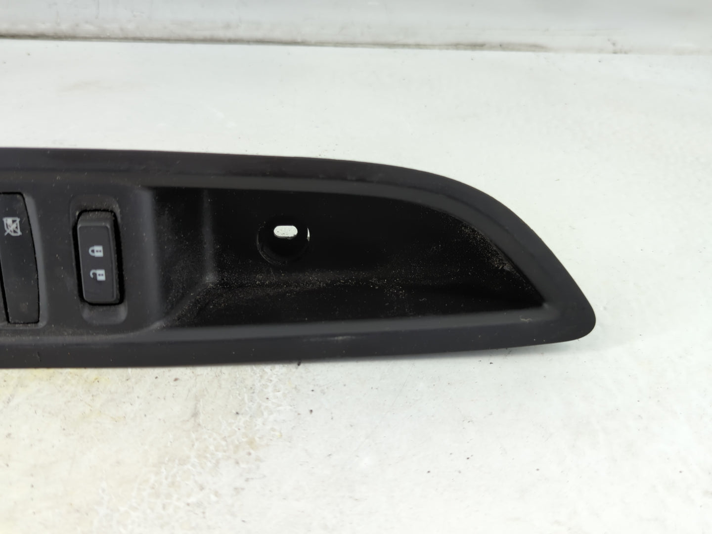 2013-2016 Buick Encore Master Power Window Switch Replacement Driver Side Left P/N:95025518-600R Fits Fits 2013 2014 2015 20