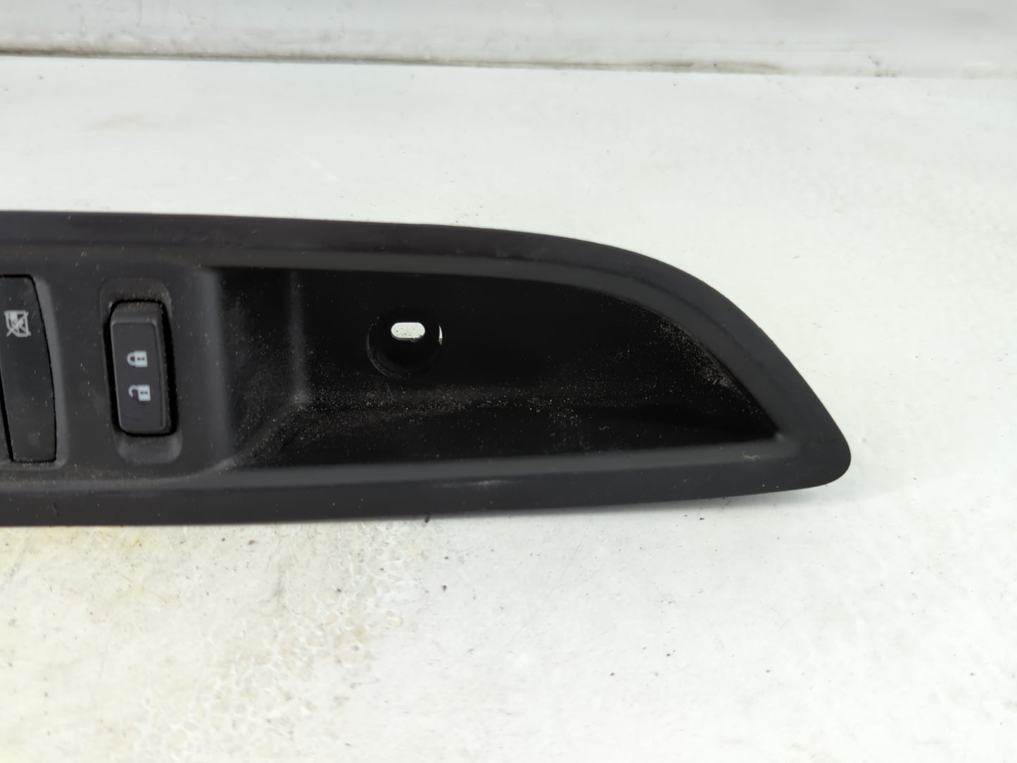 2013-2016 Buick Encore Master Power Window Switch Replacement Driver Side Left P/N:95025518-600R Fits Fits 2013 2014 2015 20