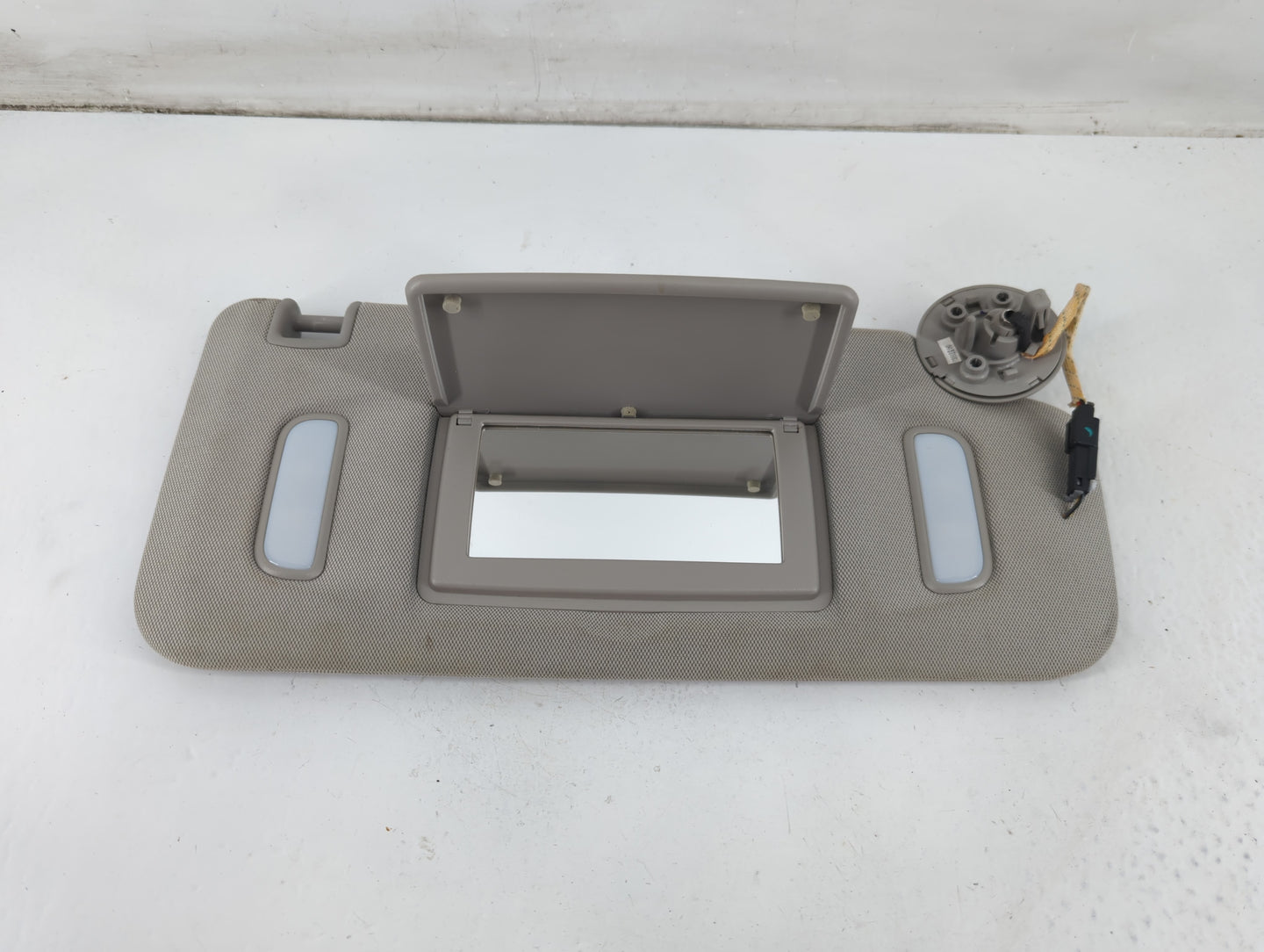 2013-2021 Buick Encore Sun Visor Shade Replacement Passenger Right Mirror Fits Fits 2013 2014 2015 2016 2017 2018 2019 2020 