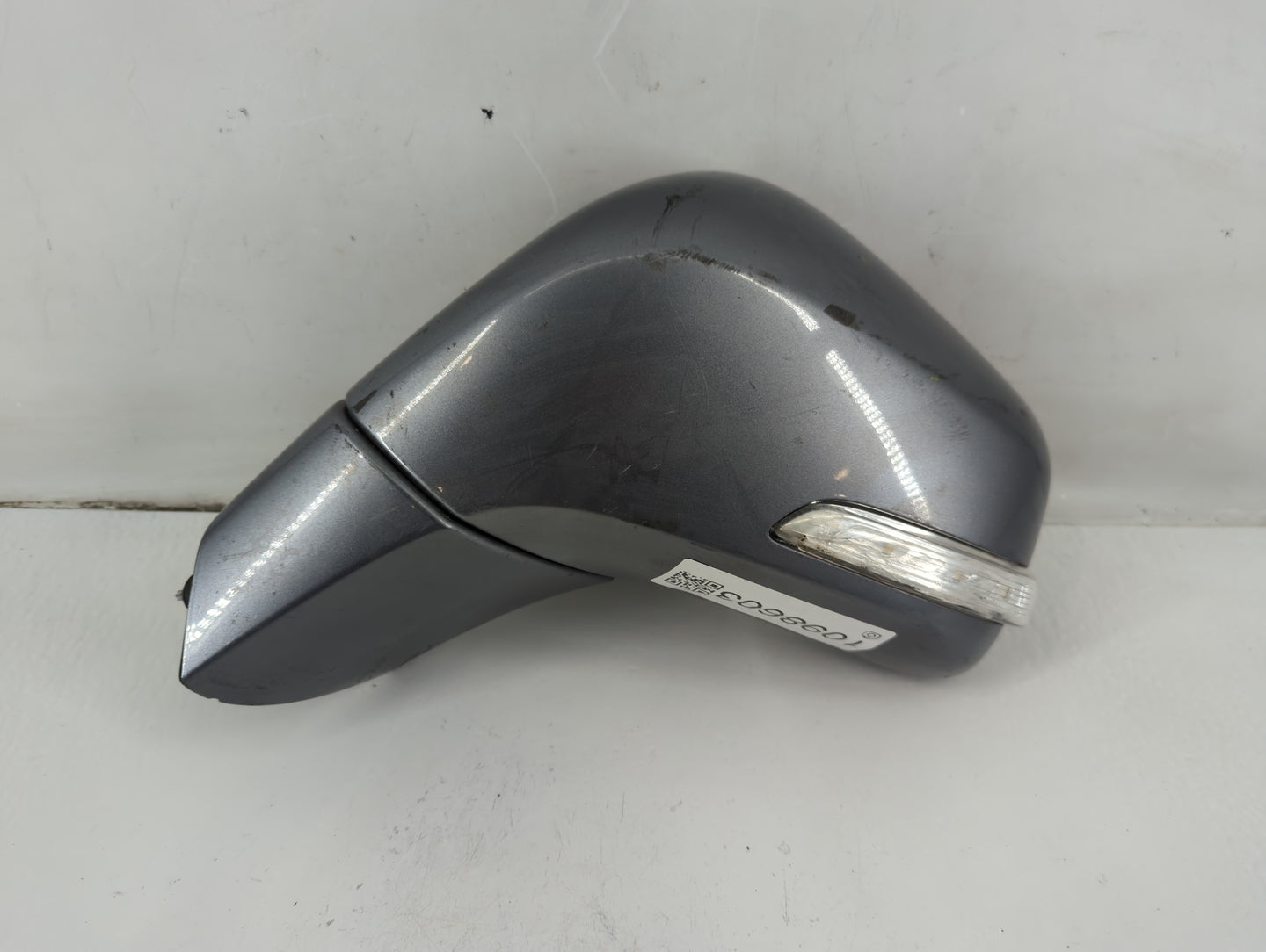 2014-2016 Buick Encore Driver Side View Mirror - Left Door Mirror OEM Used - Oemusedautoparts1.com