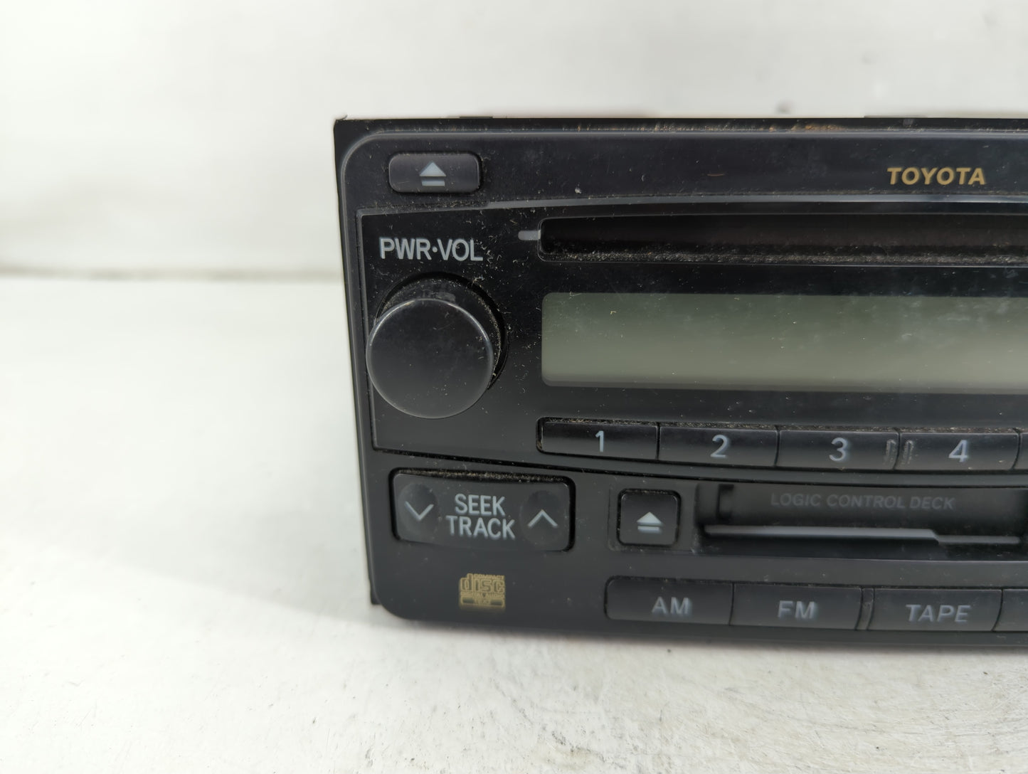 2013-2014 Buick Encore Radio AM FM Cd Player Receiver Replacement P/N:23206821 Fits Fits 2013 2014 OEM Used Auto Parts - Oem