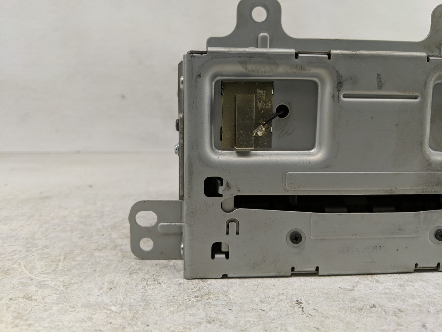 2013-2014 Buick Encore Radio AM FM Cd Player Receiver Replacement P/N:23206821 Fits Fits 2013 2014 OEM Used Auto Parts - Oem