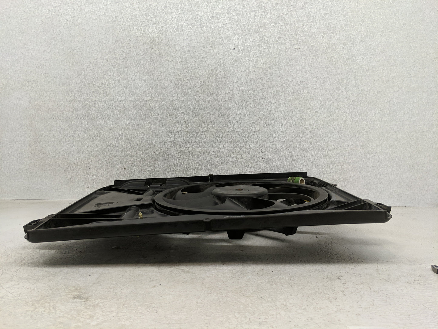 2014-2021 Buick Encore Electric Radiator Cooling Fan Motor Assembly P/N:307000776 623119 Fits OEM Used Auto Parts - Oemuseda