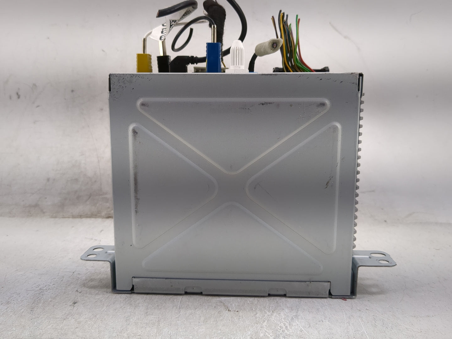 2013-2014 Buick Encore Radio AM FM Cd Player Receiver Replacement P/N:23208317 Fits Fits 2013 2014 OEM Used Auto Parts - Oem