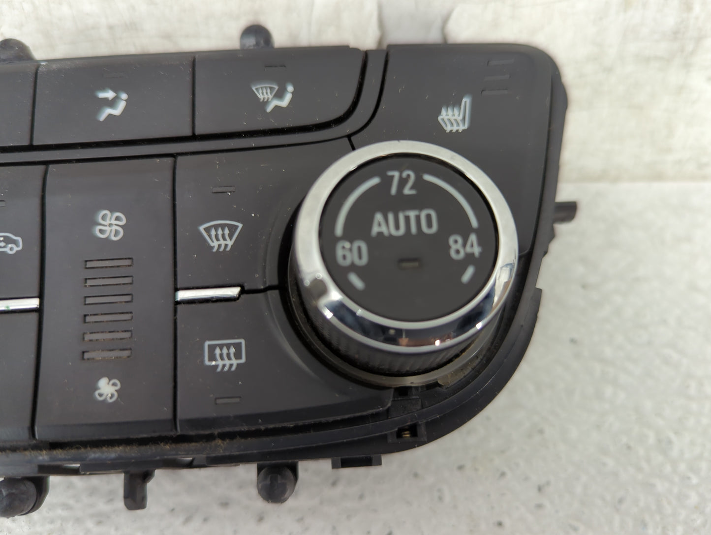 2013-2016 Buick Encore Climate Control Module Temperature AC/Heater Replacement P/N:22944958 Fits OEM Used Auto Parts - Oemu