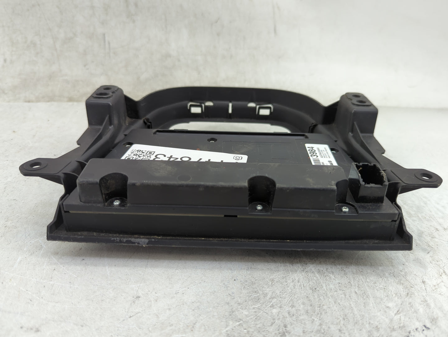 2013-2016 Buick Encore Radio AM FM Cd Player Receiver Replacement P/N:95383984 A2C90233800 Fits Fits 2013 2014 2015 2016 OEM