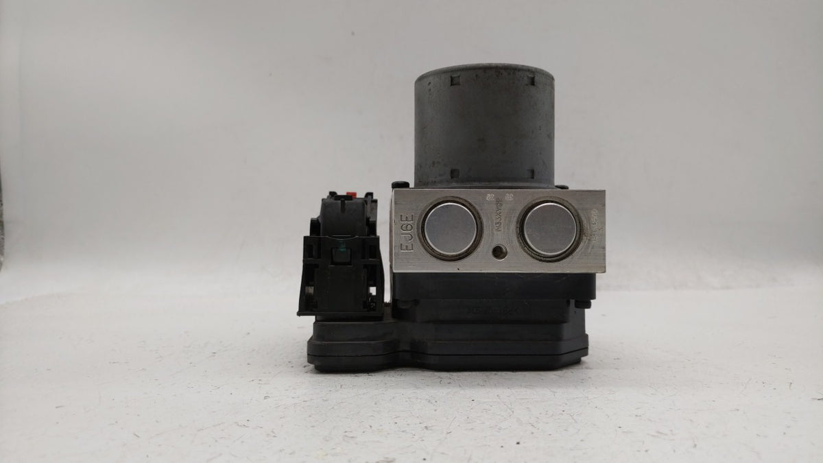 2014 Buick Encore Anti-Lock Brake ABS Pump Module Actuator OEM P/N:95367356 95367358 Fits Fits 2013 OEM Used Auto Parts - Oe
