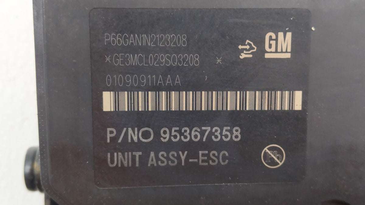 2014 Buick Encore Anti-Lock Brake ABS Pump Module Actuator OEM P/N:94786558 95367356, 95367358 Fits Fits 2013 OEM Used Auto 