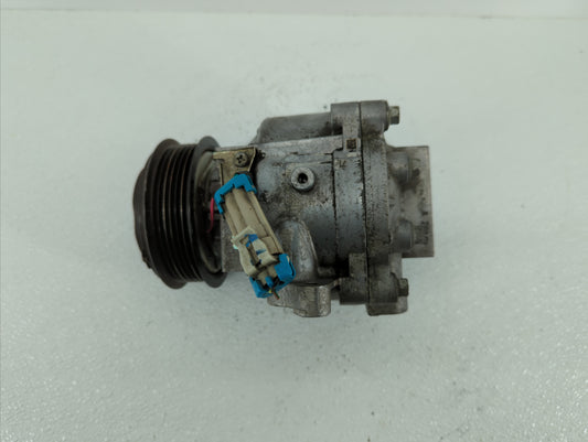 2014 Buick Encore Alternator Replacement Generator Charging Assembly Engine OEM P/N:95369542 94517789 Fits Fits 2005 OEM Used Auto Parts