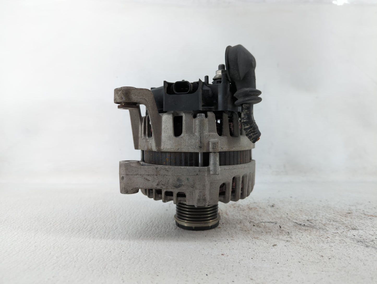 2013-2019 Buick Encore Alternator Replacement Generator Charging Assembly Engine OEM P/N:13577154 13597226 Fits OEM Used Aut