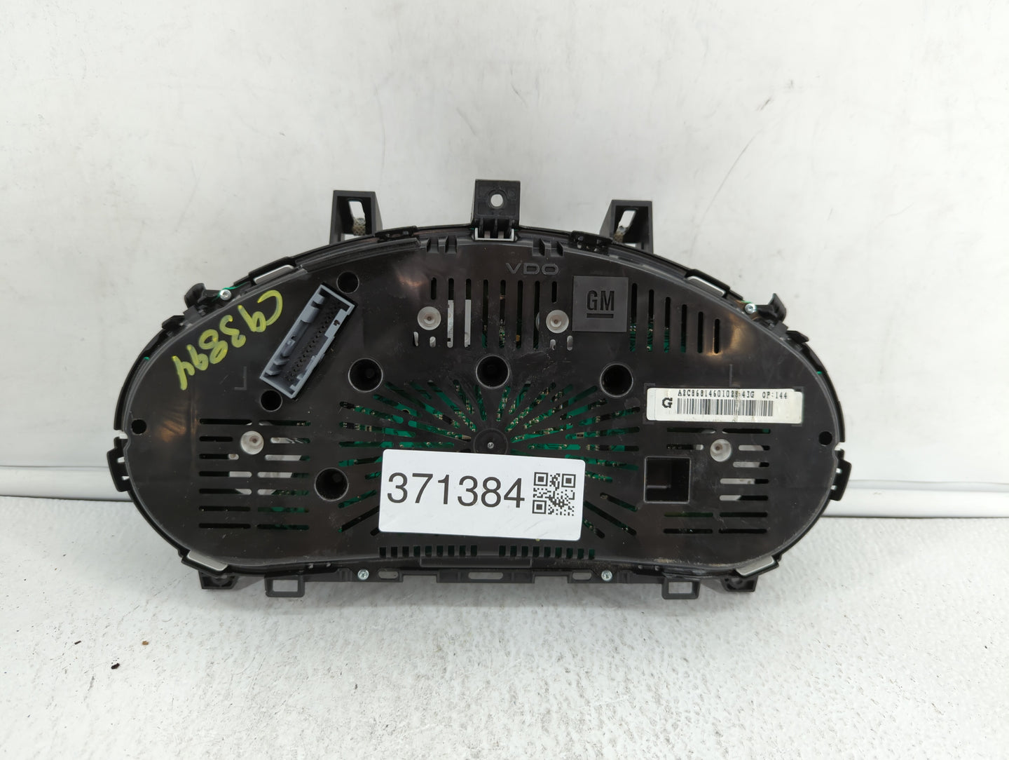 2014 Buick Encore Instrument Cluster Speedometer Gauges P/N:95375179 95375161 Fits OEM Used Auto Parts - Oemusedautoparts1.c