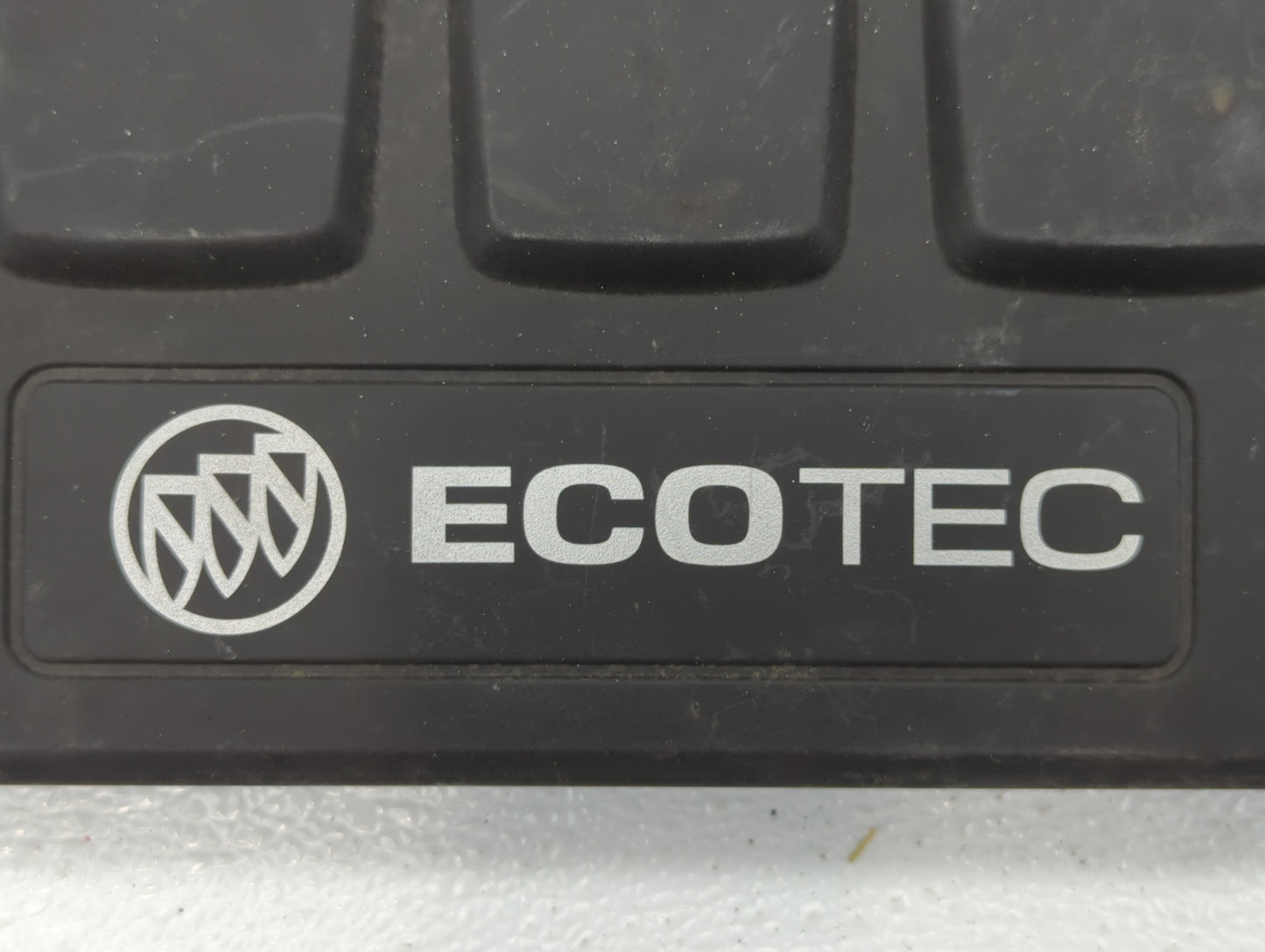 2014 Buick Encore Engine Cover - Oemusedautoparts1.com