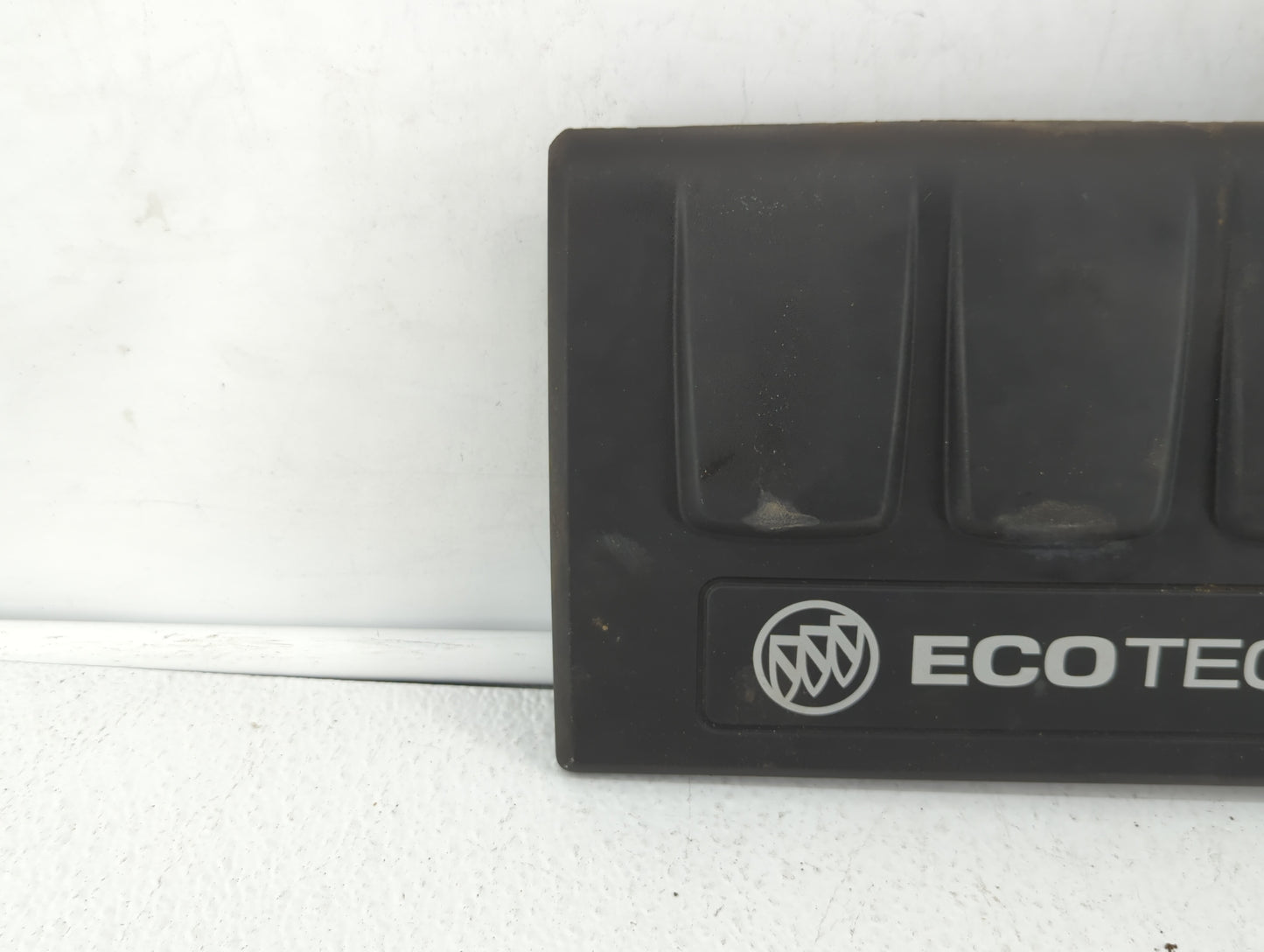 2014 Buick Encore Engine Cover Black - Oemusedautoparts1.com