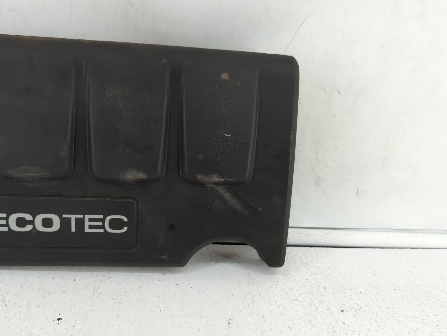 2014 Buick Encore Engine Cover Black - Oemusedautoparts1.com