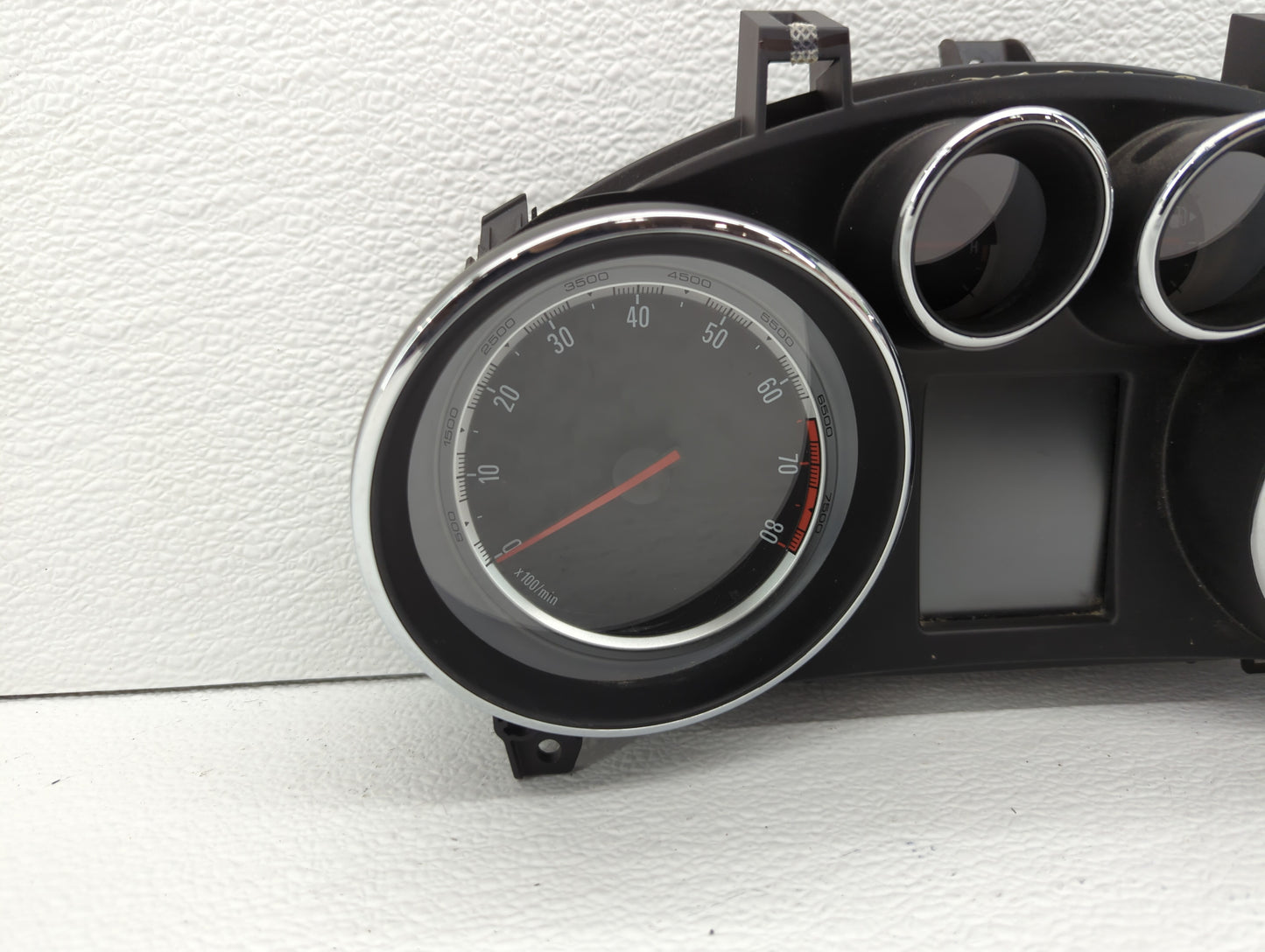 2014 Buick Encore Instrument Cluster Speedometer Gauges P/N:95375179 95375161 Fits OEM Used Auto Parts - Oemusedautoparts1.c