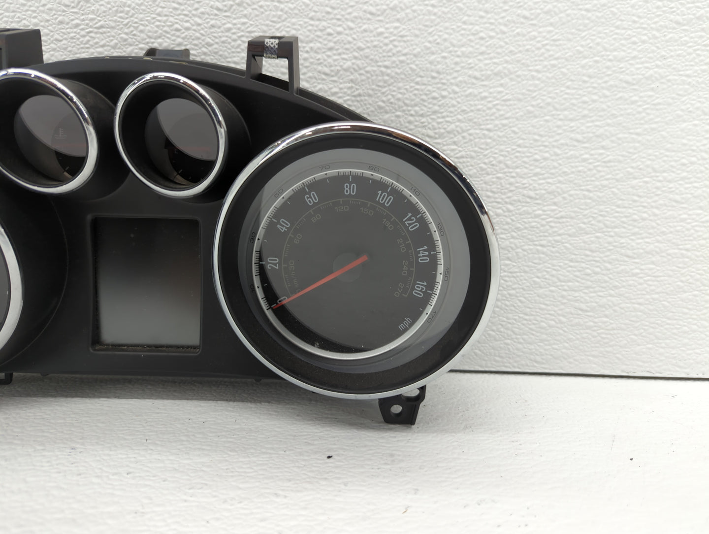 2014 Buick Encore Instrument Cluster Speedometer Gauges P/N:95375179 95375161 Fits OEM Used Auto Parts - Oemusedautoparts1.c