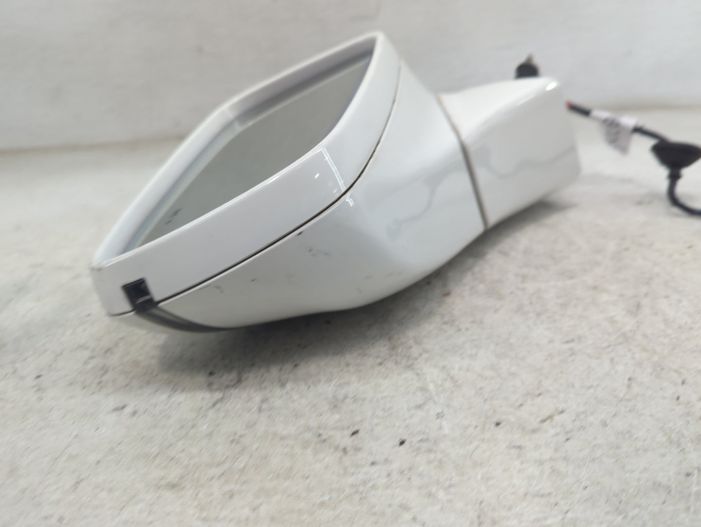 2014 Buick Encore Driver Side View Mirror - Left Door Mirror OEM Used - Oemusedautoparts1.com