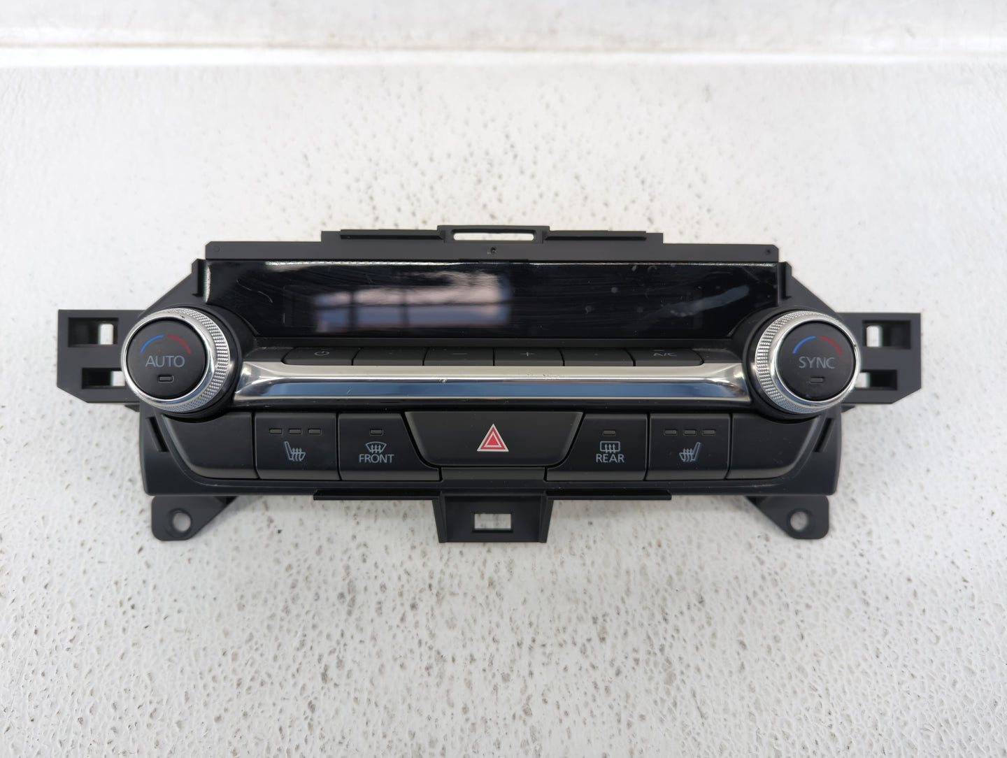 2013-2016 Buick Encore Radio AM FM Cd Player Receiver Replacement P/N:BGEC-61190 Fits Fits 2013 2014 2015 2016 OEM Used Auto