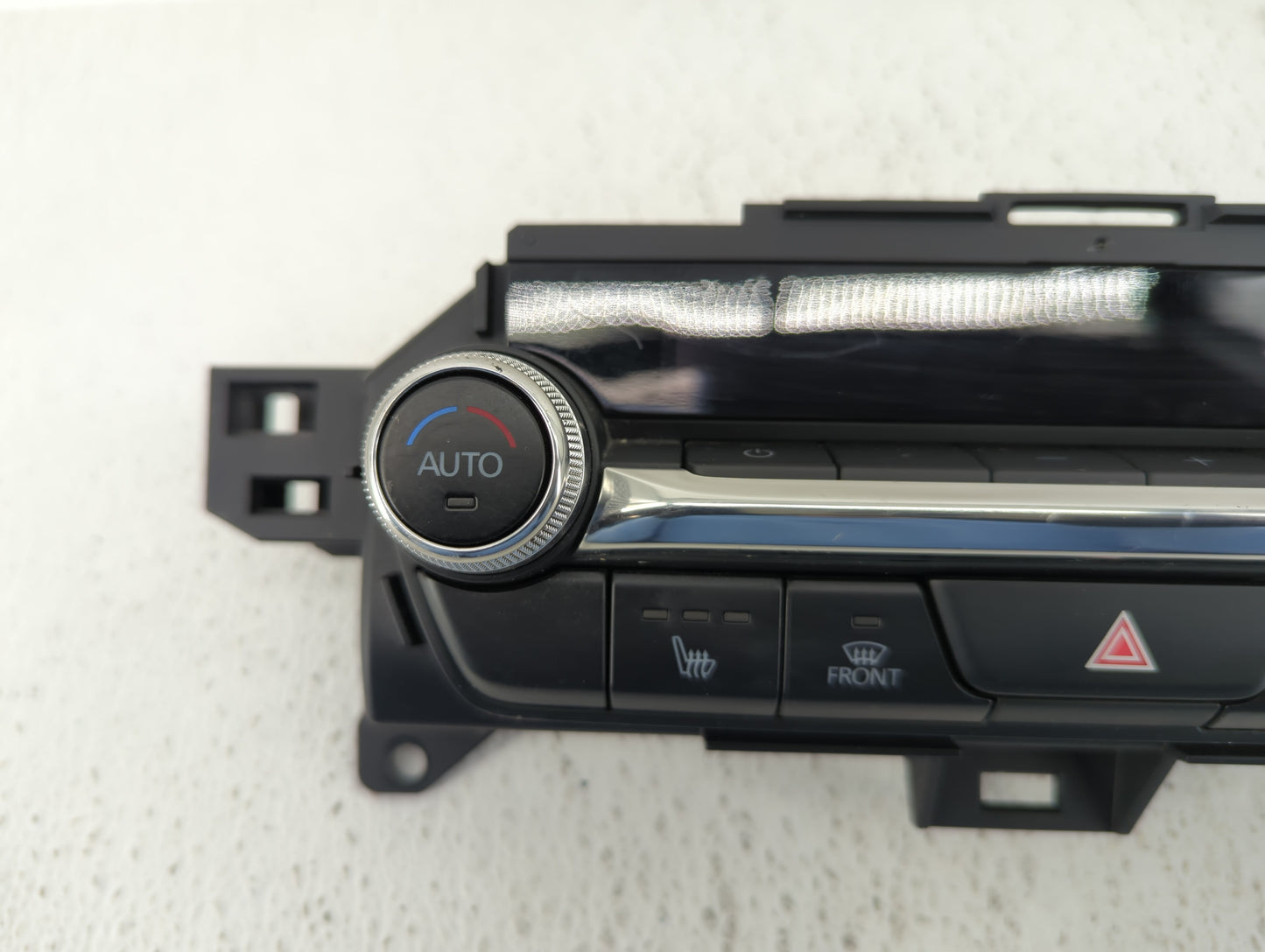 2013-2016 Buick Encore Radio AM FM Cd Player Receiver Replacement P/N:BGEC-61190 Fits Fits 2013 2014 2015 2016 OEM Used Auto