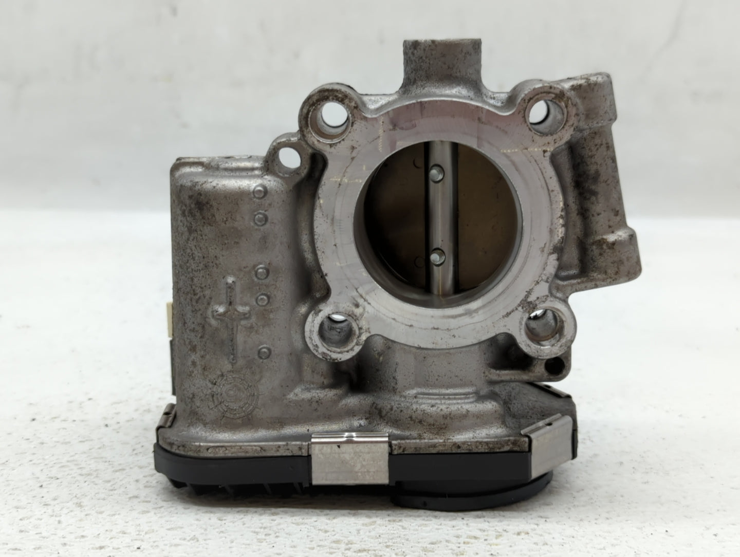 2013-2021 Buick Encore Throttle Body P/N:55565489 Fits Fits 2011 2012 2013 2014 2015 2016 2017 2018 2019 2020 2021 OEM Used 