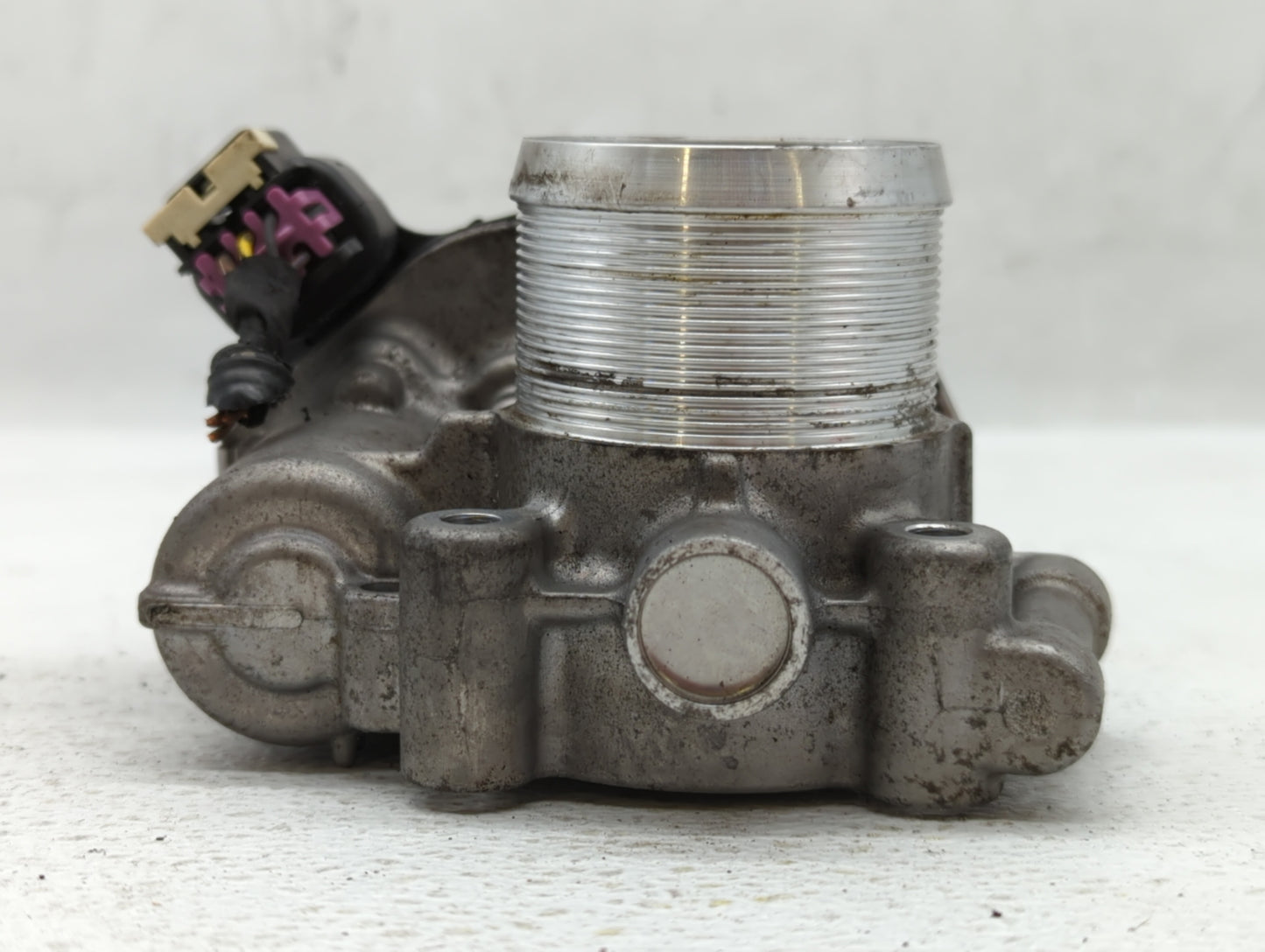 2013-2021 Buick Encore Throttle Body P/N:55565489 Fits Fits 2011 2012 2013 2014 2015 2016 2017 2018 2019 2020 2021 OEM Used 