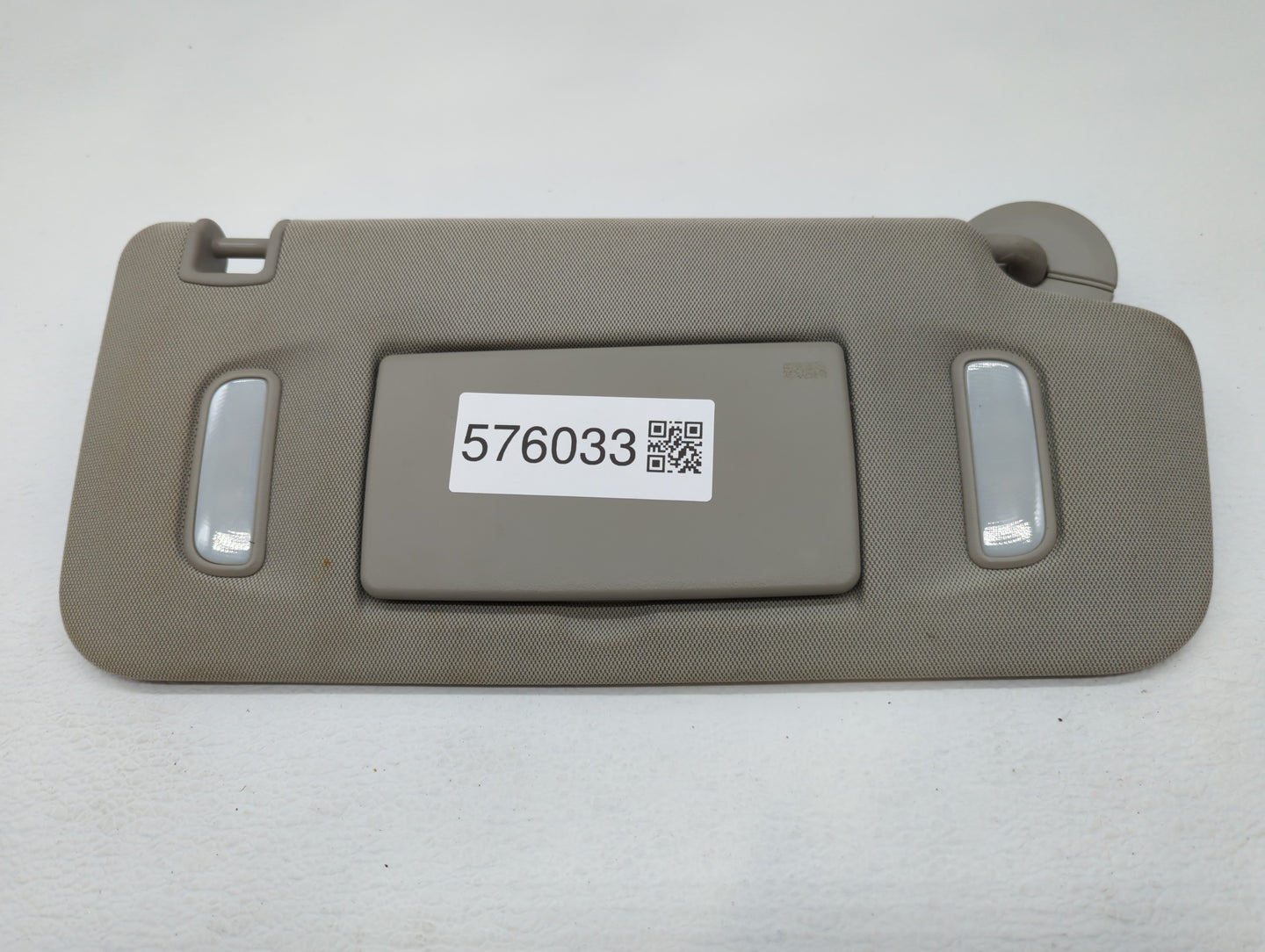 2013-2014 Buick Encore Sun Visor Shade Replacement Passenger Right Mirror Fits Fits 2013 2014 OEM Used Auto Parts - Oemuseda